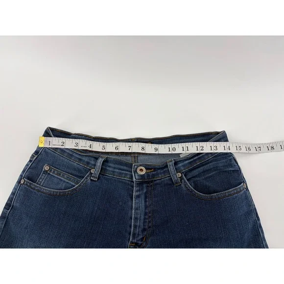 Lee Womens Jeans Medium Wash Blue Denim‎ Straight Leg Size 30 Casual Comfortable - Picture 5 of 7